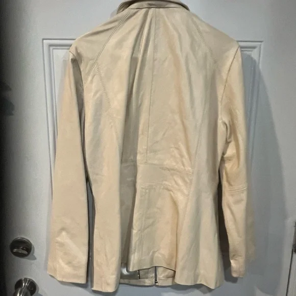 Women's Cream Jacket - Picture 2 of 3